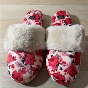 Victoria Secret Floral Faux Fur Women's Slippers